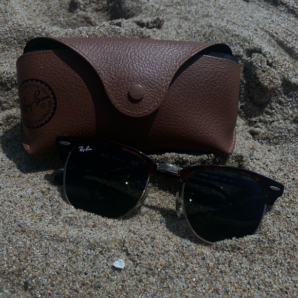 RayBan Classic Clubmaster Tourtoise Sunglasses